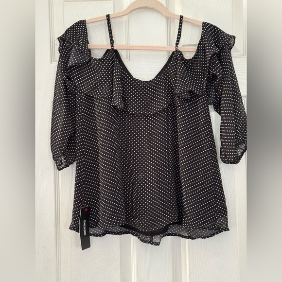 Polka Dot Cold-Shoulder cutouts delicate ruffle Blouse  Small new without tags - Picture 2 of 3